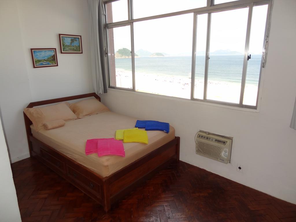 Oceanfront Copacabana Apartment ริโอเดจาเนโร ภายนอก รูปภาพ